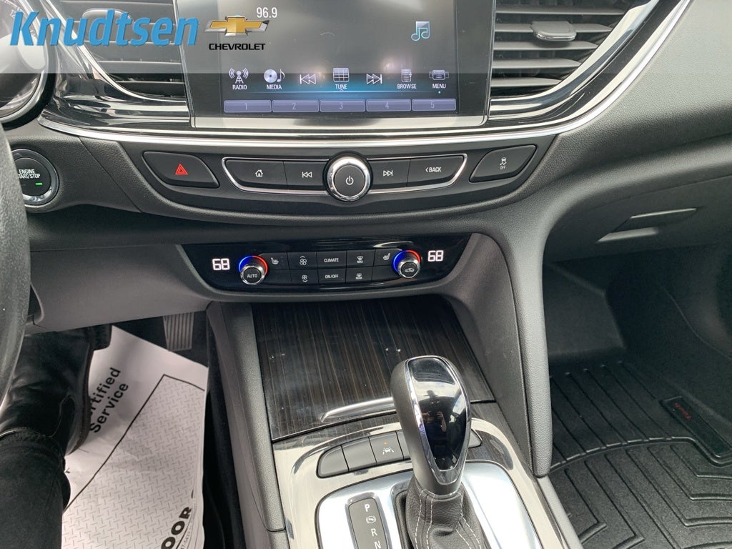 2018 Buick Regal Sportback Essence