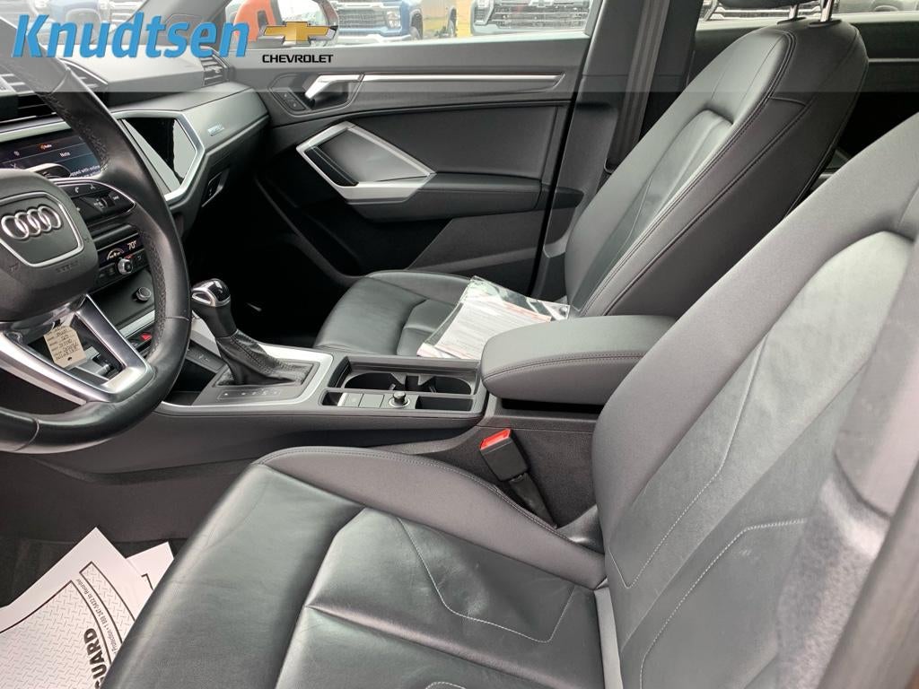 2022 Audi Q3 Premium 45 TFSI S line quattro Tiptronic
