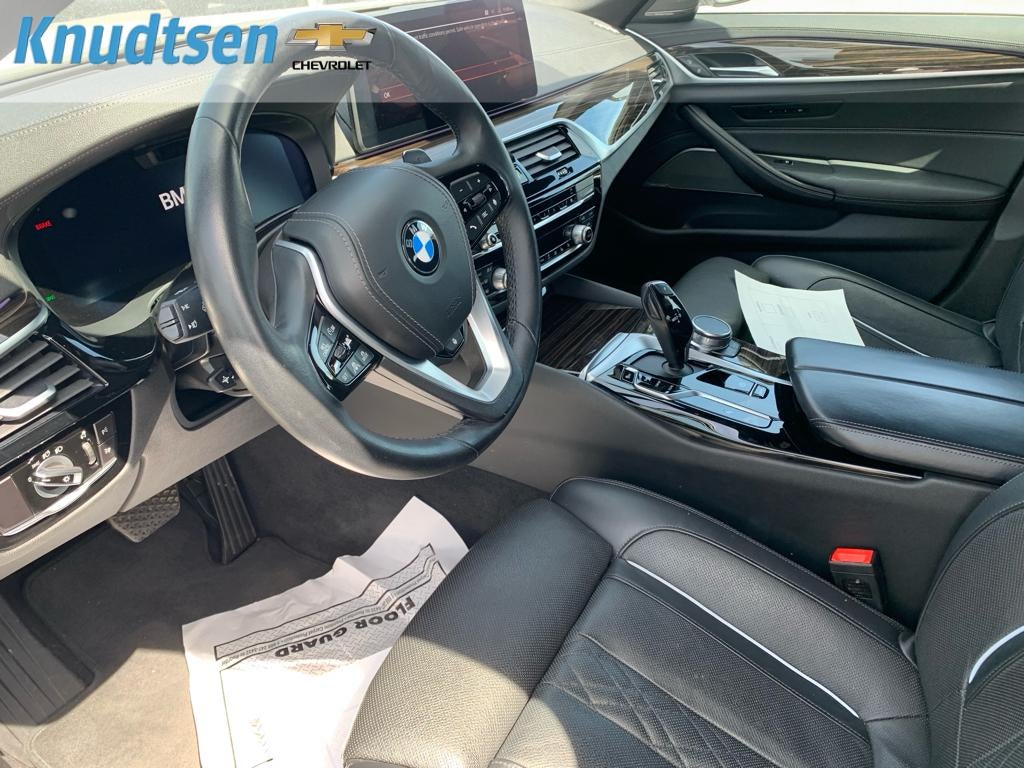 2023 BMW 530 i xDrive