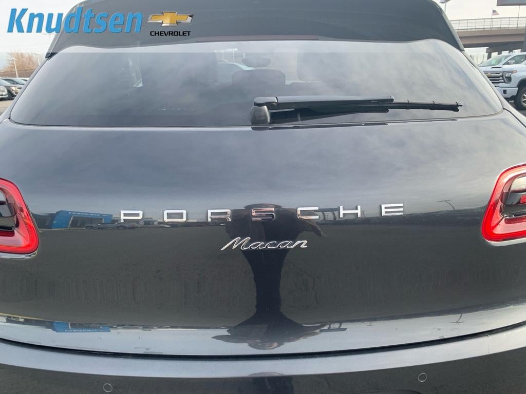 2018 Porsche Macan Base