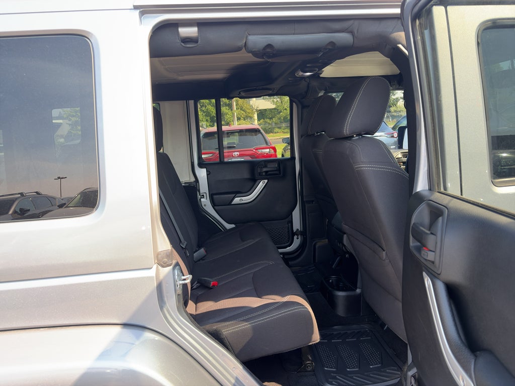 2013 Jeep Wrangler Sahara