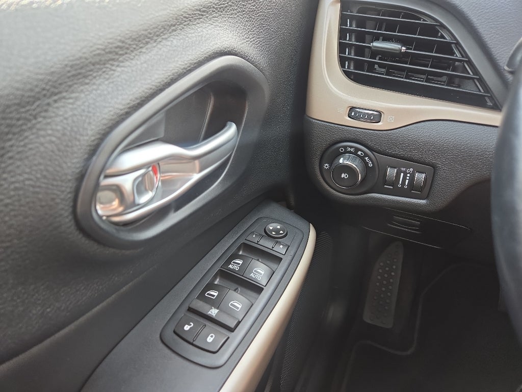 2017 Jeep Cherokee Limited