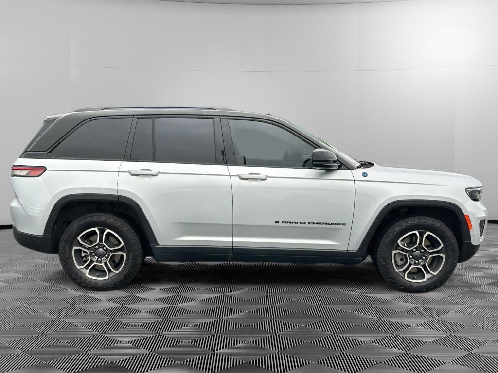 2022 Jeep Grand Cherokee 4xe Trailhawk