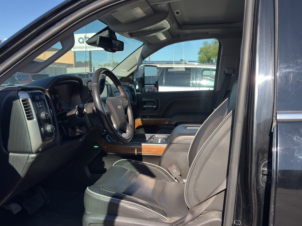 2019 Chevrolet Silverado High Country