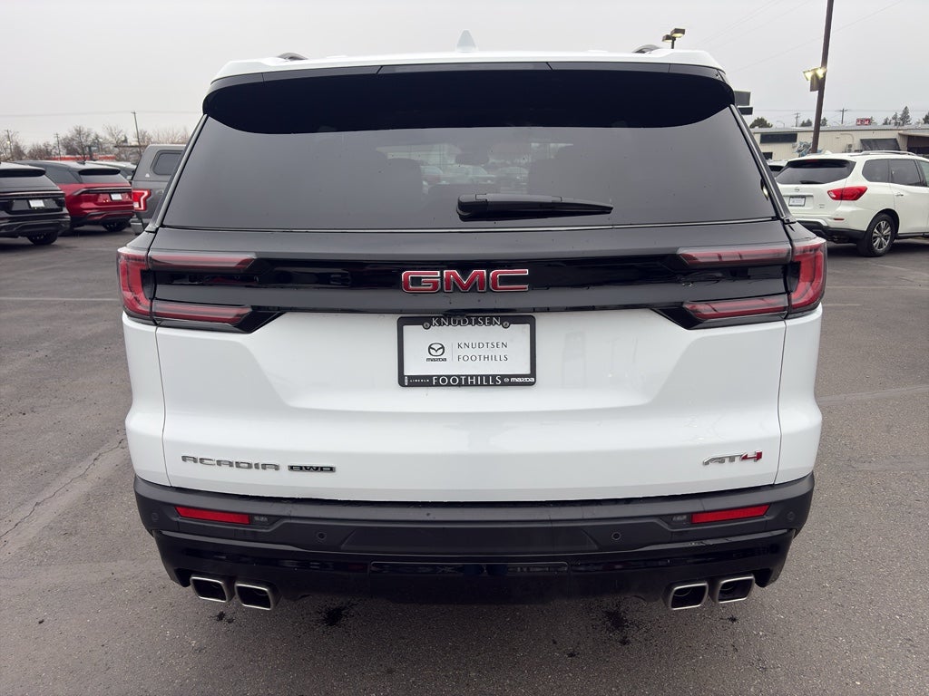 2024 GMC Acadia AWD AT4