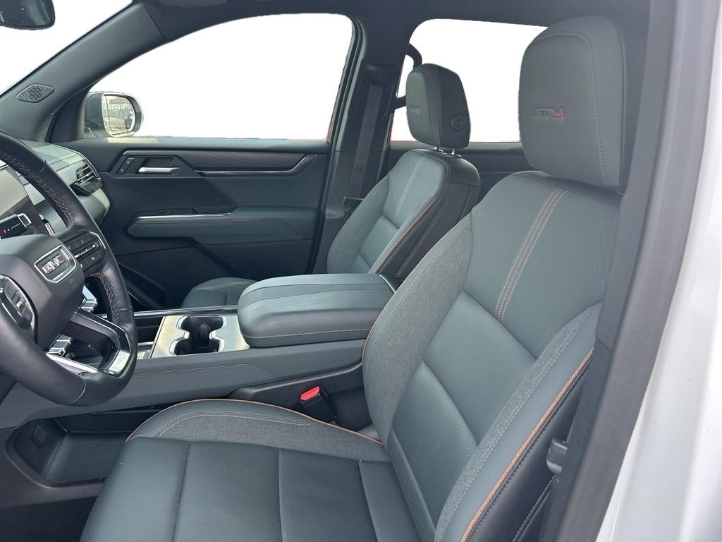 2024 GMC Acadia AWD AT4