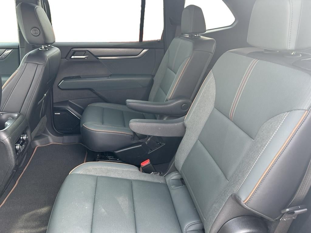 2024 GMC Acadia AWD AT4