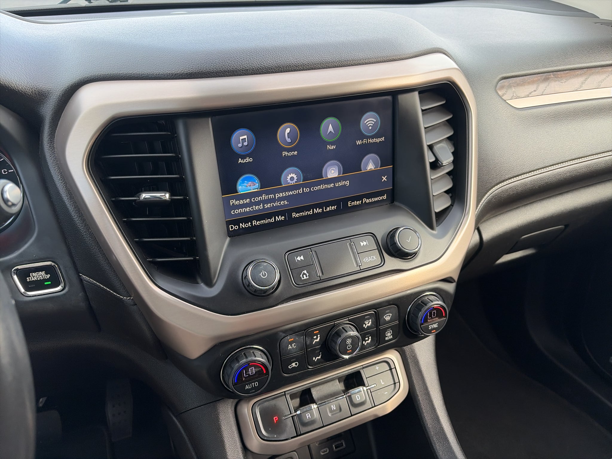 2021 GMC Acadia Denali