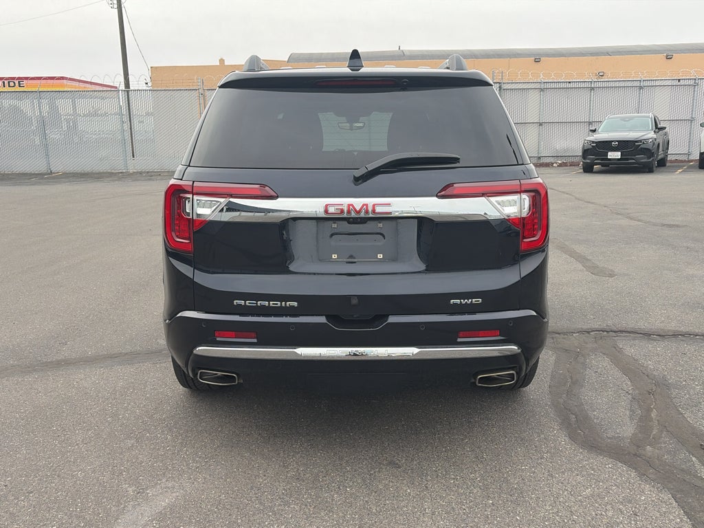 2021 GMC Acadia Denali