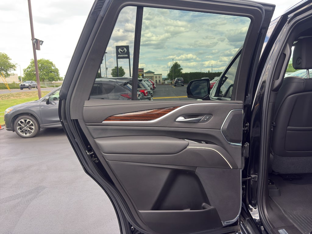 2021 Cadillac Escalade Premium Luxury