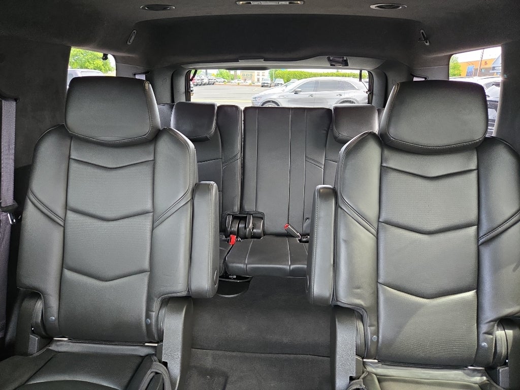 2017 Cadillac Escalade Platinum