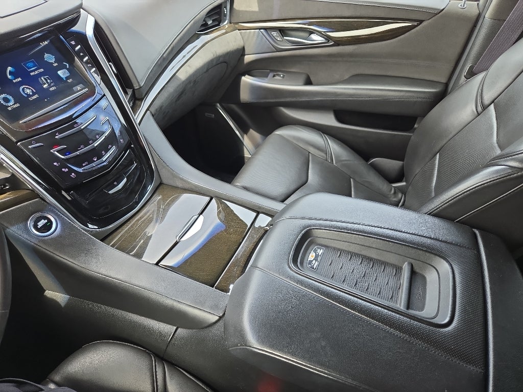2017 Cadillac Escalade Platinum