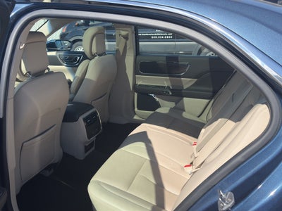 2018 Lincoln Continental Select