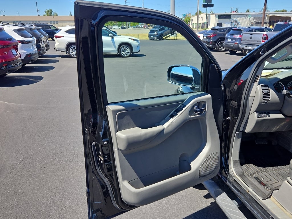 2014 Nissan Frontier SL