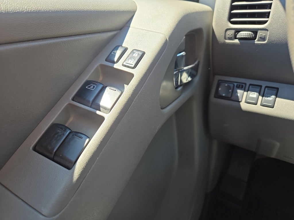 2014 Nissan Frontier SL
