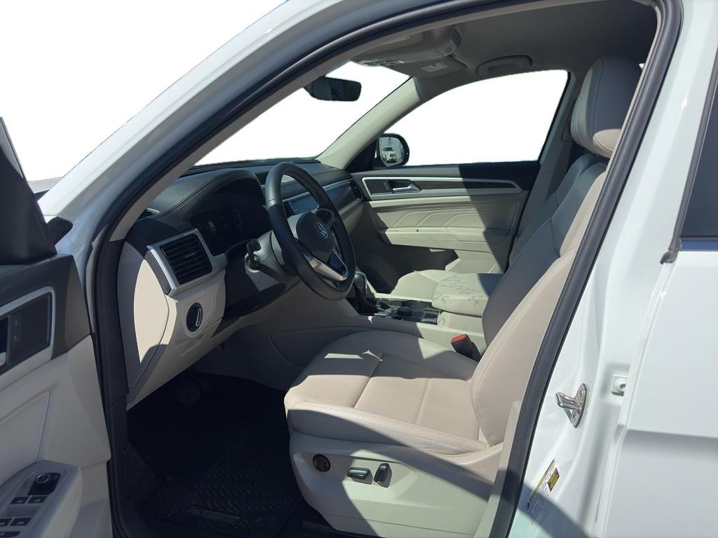 2022 Volkswagen Atlas 2.0T SE w/Technology