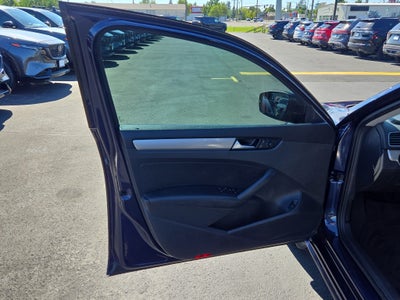 2015 Volkswagen Passat 1.8T S