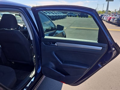 2015 Volkswagen Passat 1.8T S