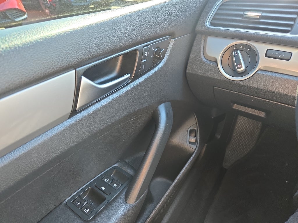 2015 Volkswagen Passat 1.8T S