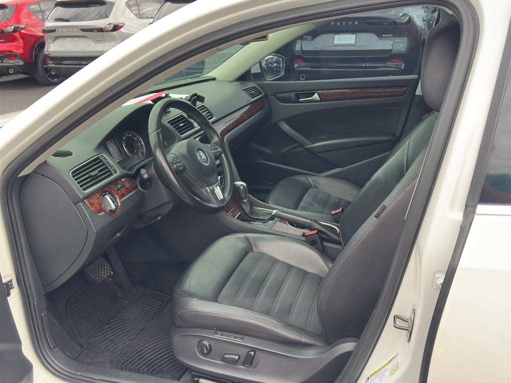 2013 Volkswagen Passat TDI SEL Premium