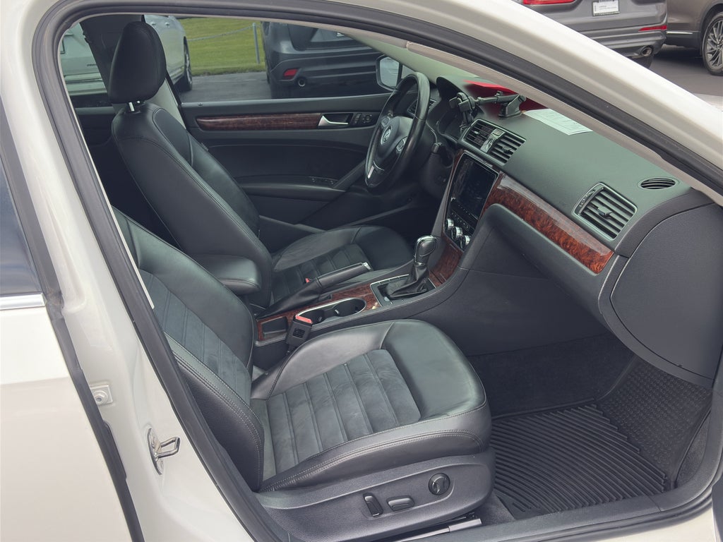 2013 Volkswagen Passat TDI SEL Premium