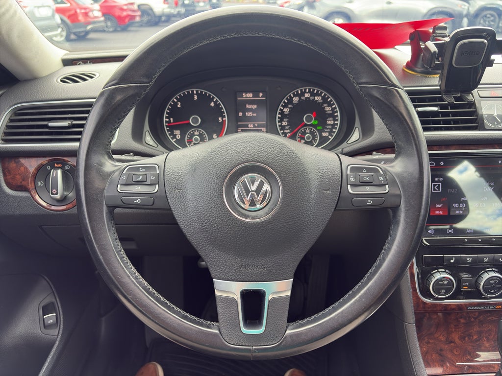 2013 Volkswagen Passat TDI SEL Premium