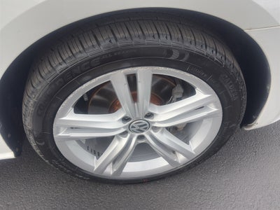 2013 Volkswagen Passat TDI SEL Premium