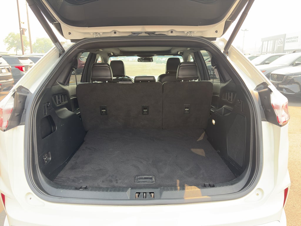 2020 Ford Edge ST
