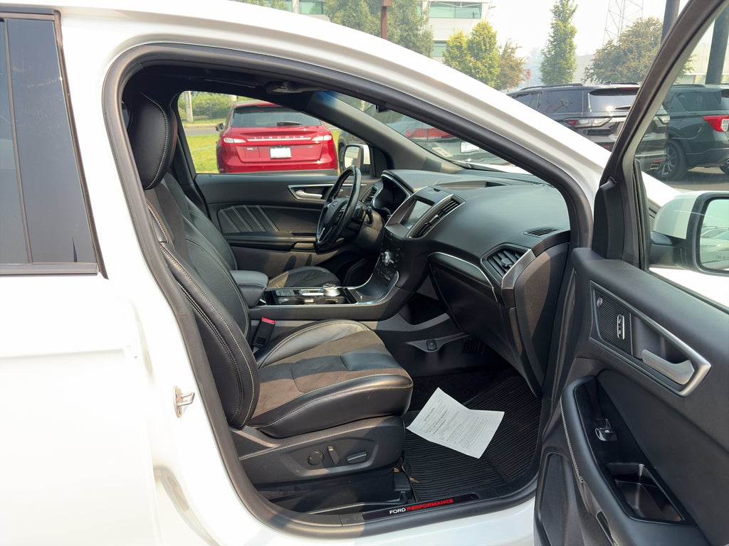 2020 Ford Edge ST