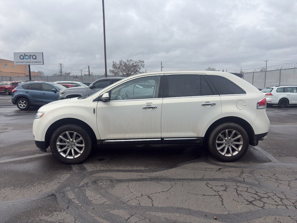 2013 Lincoln MKX Base