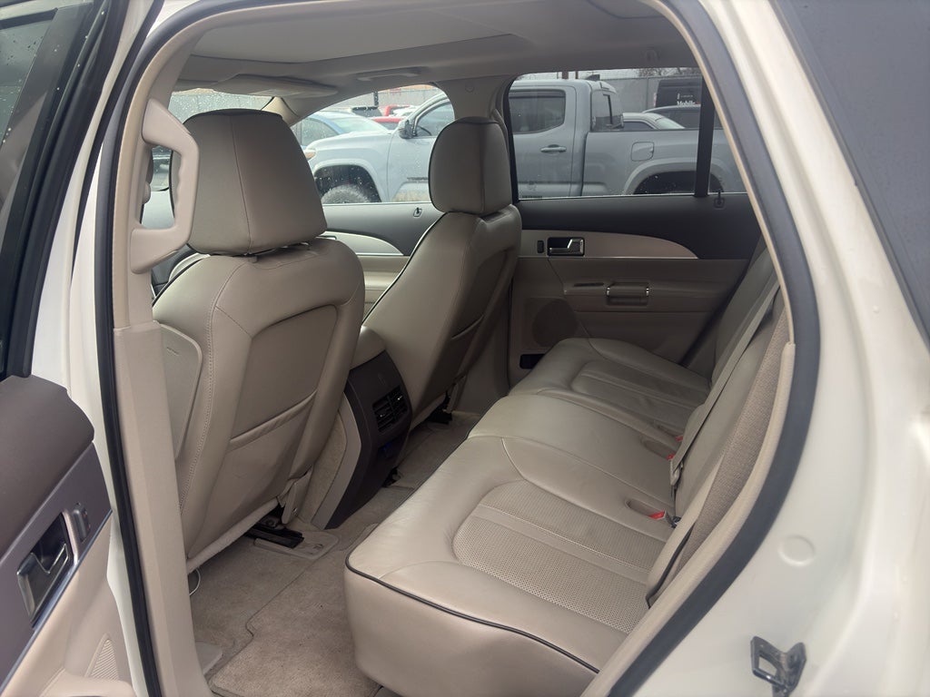 2013 Lincoln MKX Base