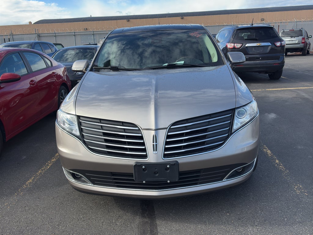 2018 Lincoln MKT Reserve