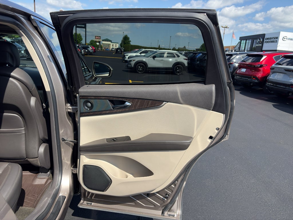 2019 Lincoln Nautilus Reserve