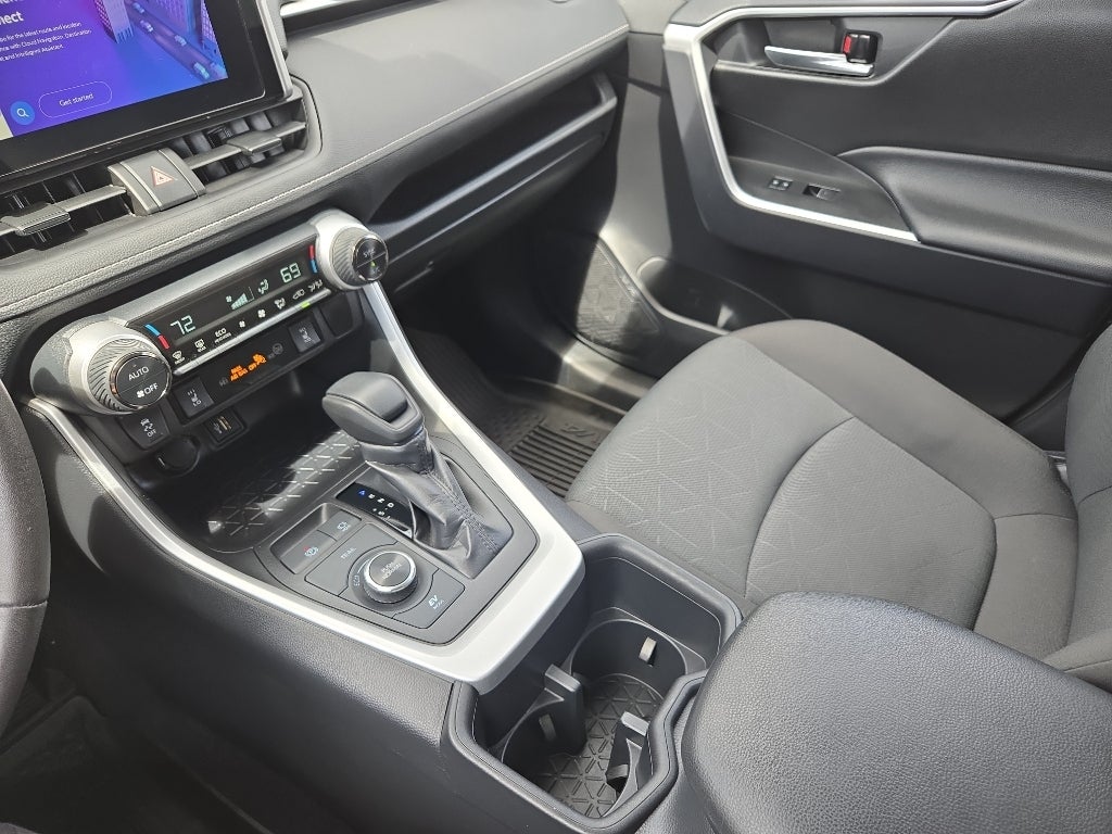 2025 Toyota RAV4 Hybrid Hybrid XLE