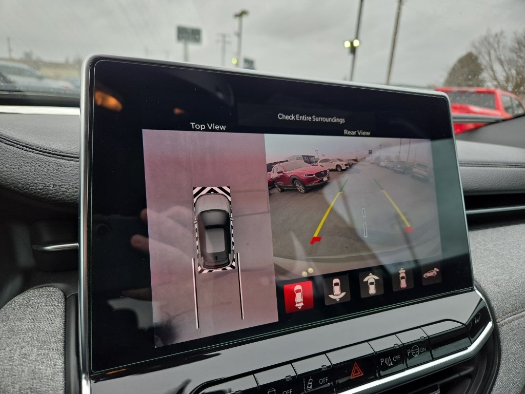 2023 Jeep Compass Latitude Lux