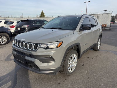 2023 Jeep Compass Latitude Lux