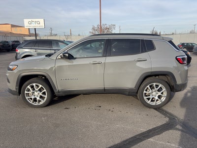 2023 Jeep Compass Latitude Lux