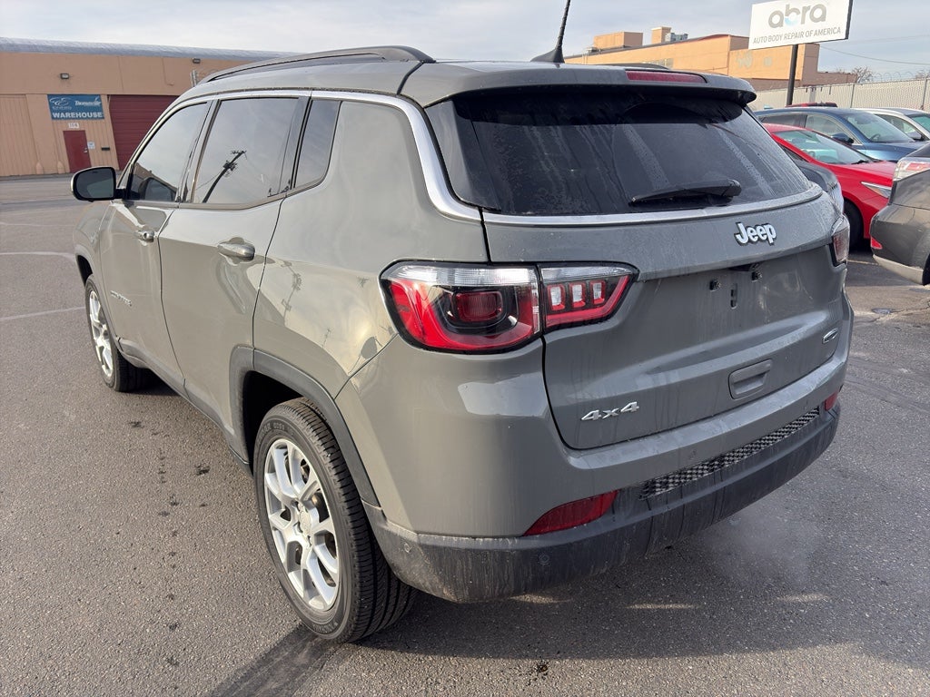 2023 Jeep Compass Latitude Lux