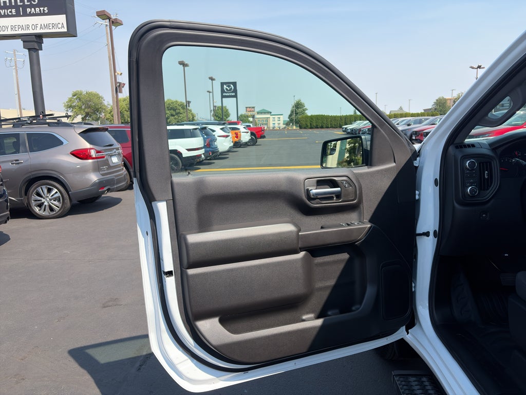 2024 GMC Sierra Pro
