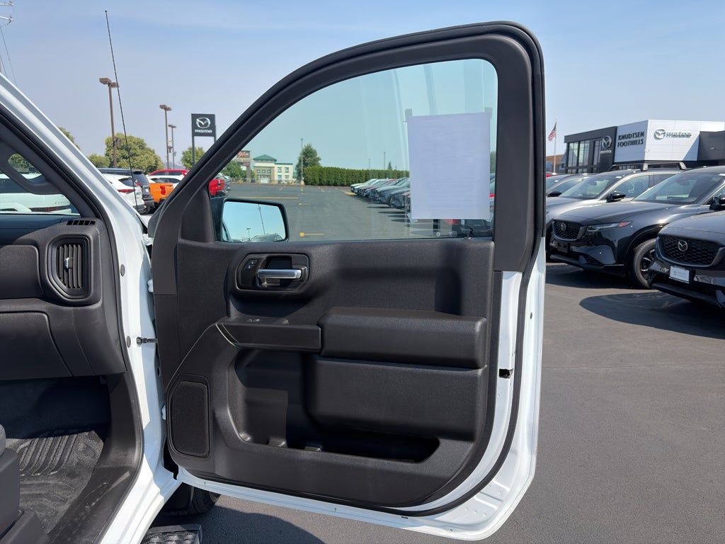 2024 GMC Sierra Pro