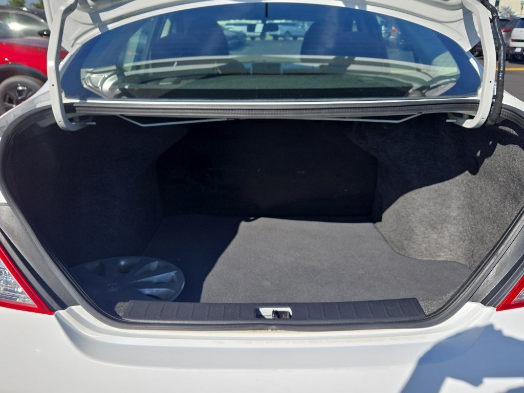 2013 Nissan Versa SV