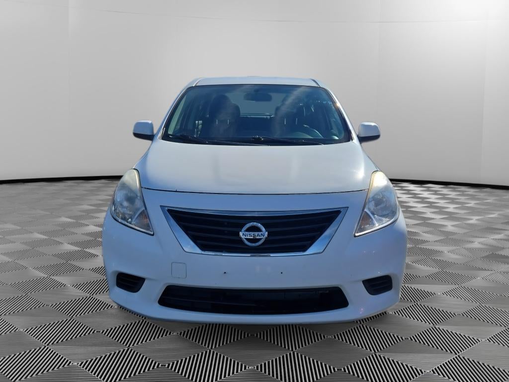 2013 Nissan Versa SV