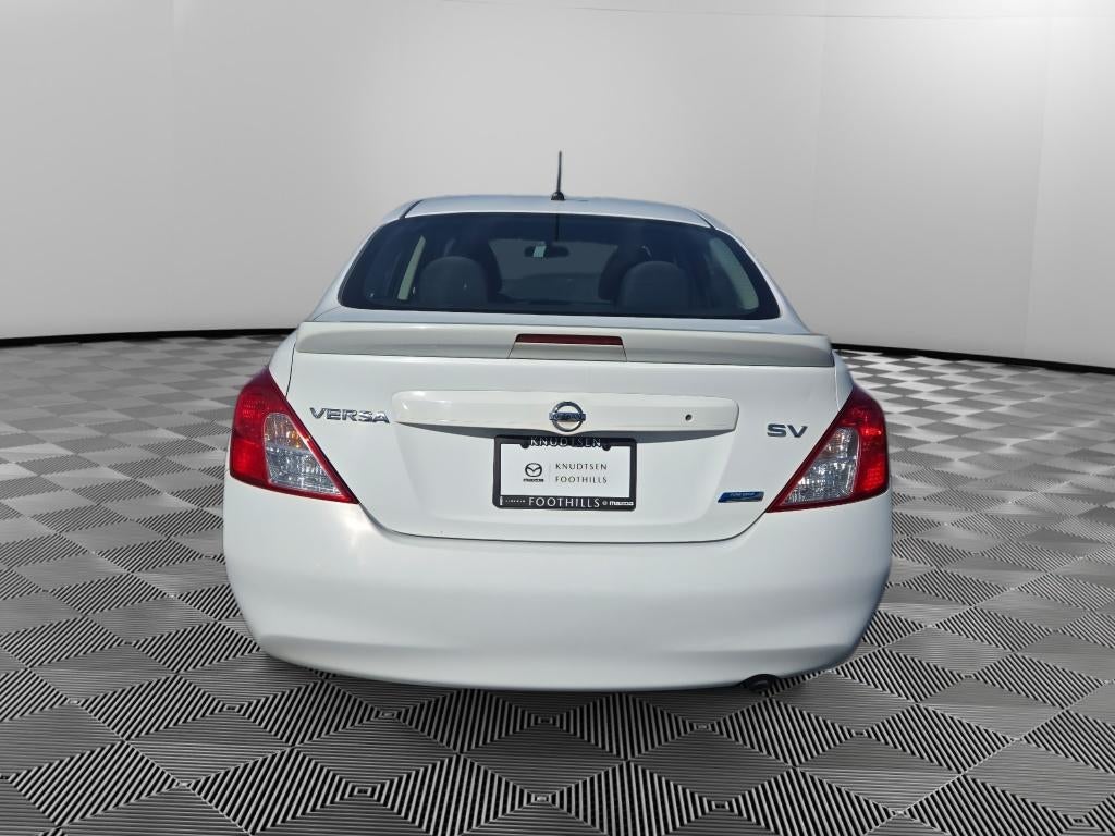 2013 Nissan Versa SV