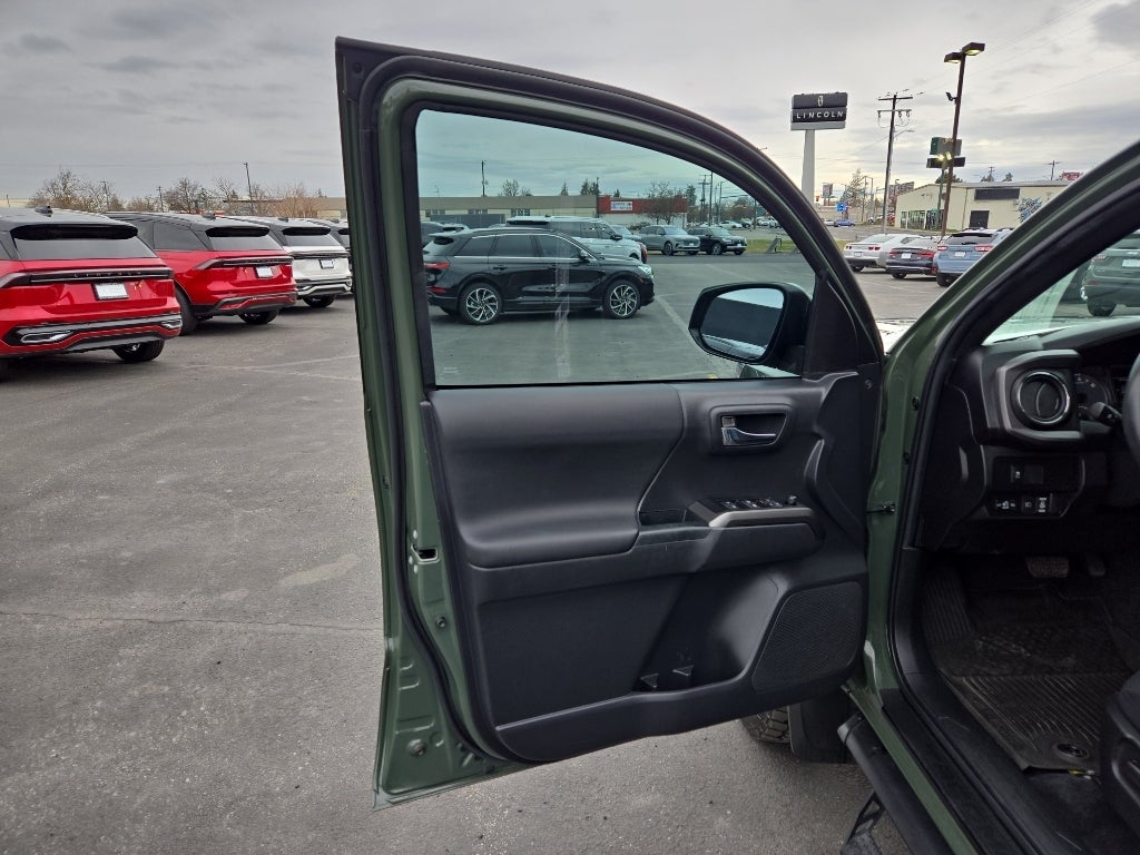 2022 Toyota Tacoma TRD Off Road