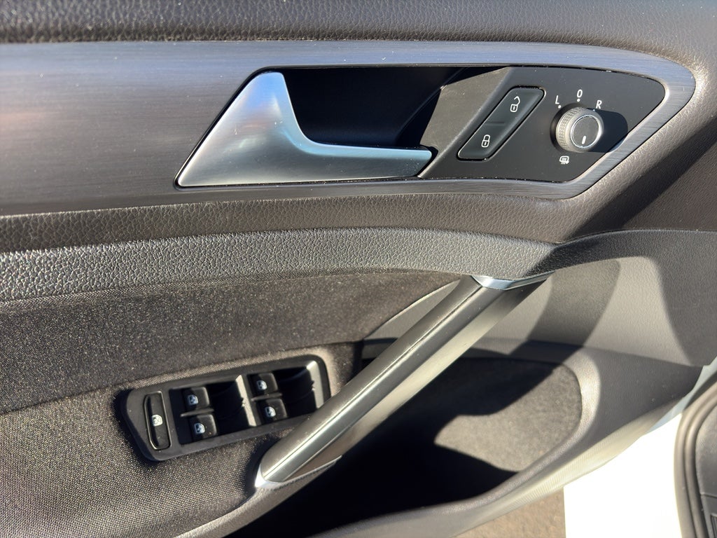 2018 Volkswagen Golf SportWagen S