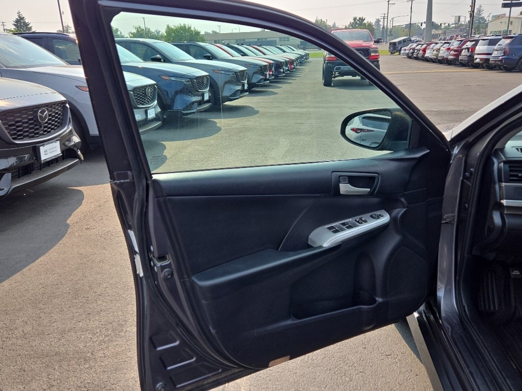 2013 Toyota Camry SE