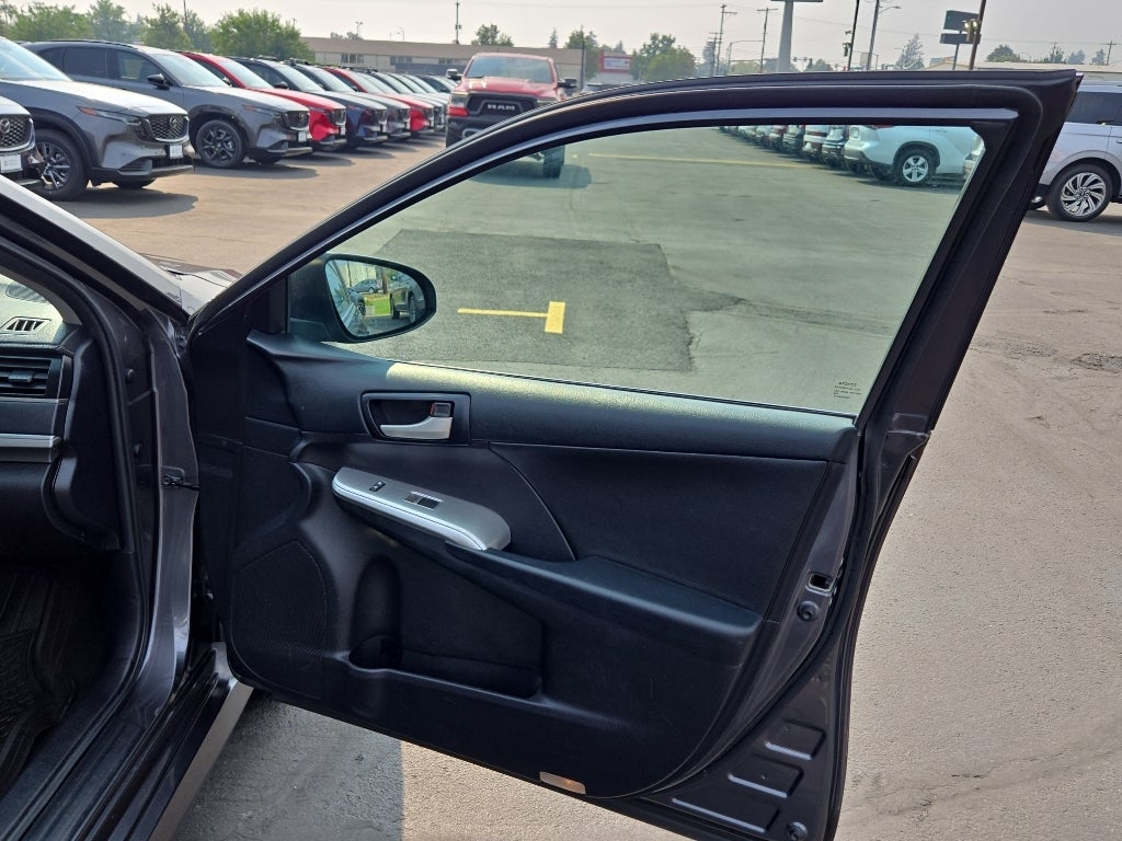 2013 Toyota Camry SE