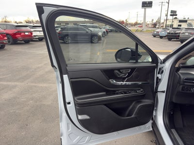 2025 Lincoln Corsair Premiere