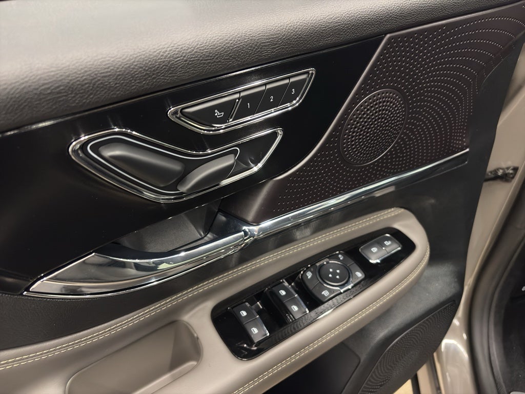 2025 Lincoln Corsair Reserve