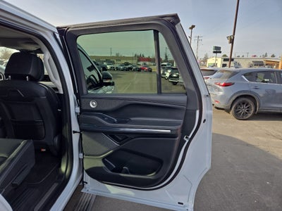 2025 Lincoln Navigator L Reserve